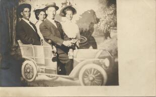 GeorgeBerthaFrankElizabethDawsonHutch state fair c 1909