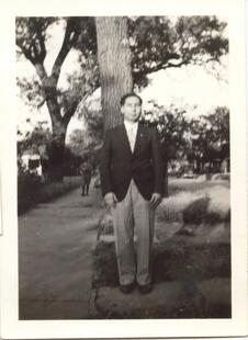 b1-87 Cecil Dawson c 1937 Graduation